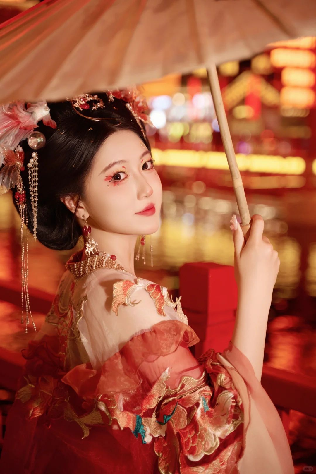 浮光映锦鲤💫 见者皆顺意🎐