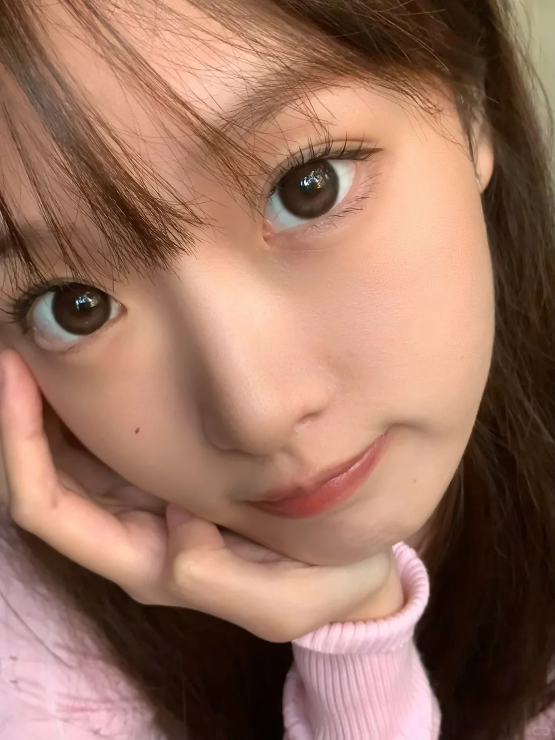 女大清纯感拉满！没有比这更自然的棕瞳了