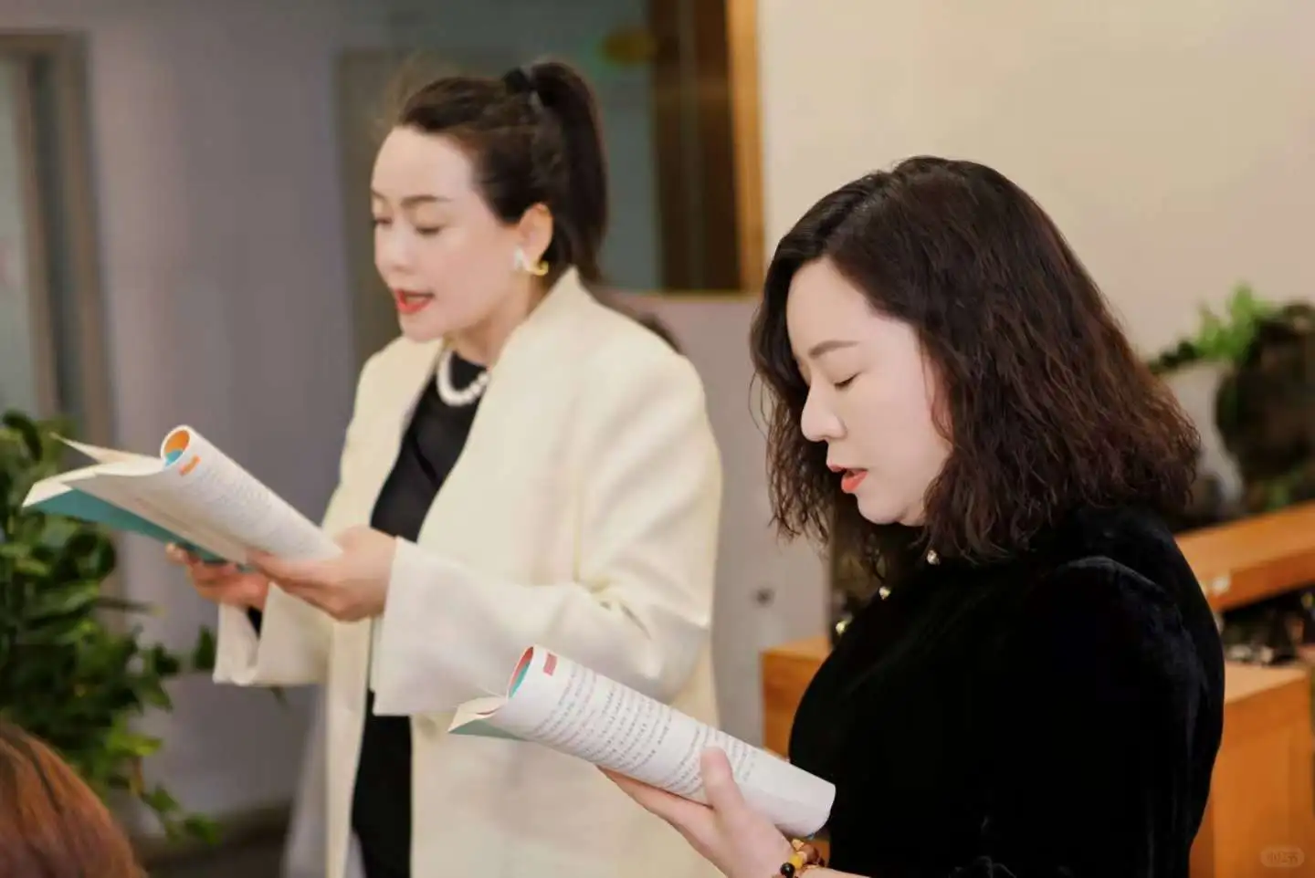 50➕女Boss的“妈圈”读书会：越活越发光