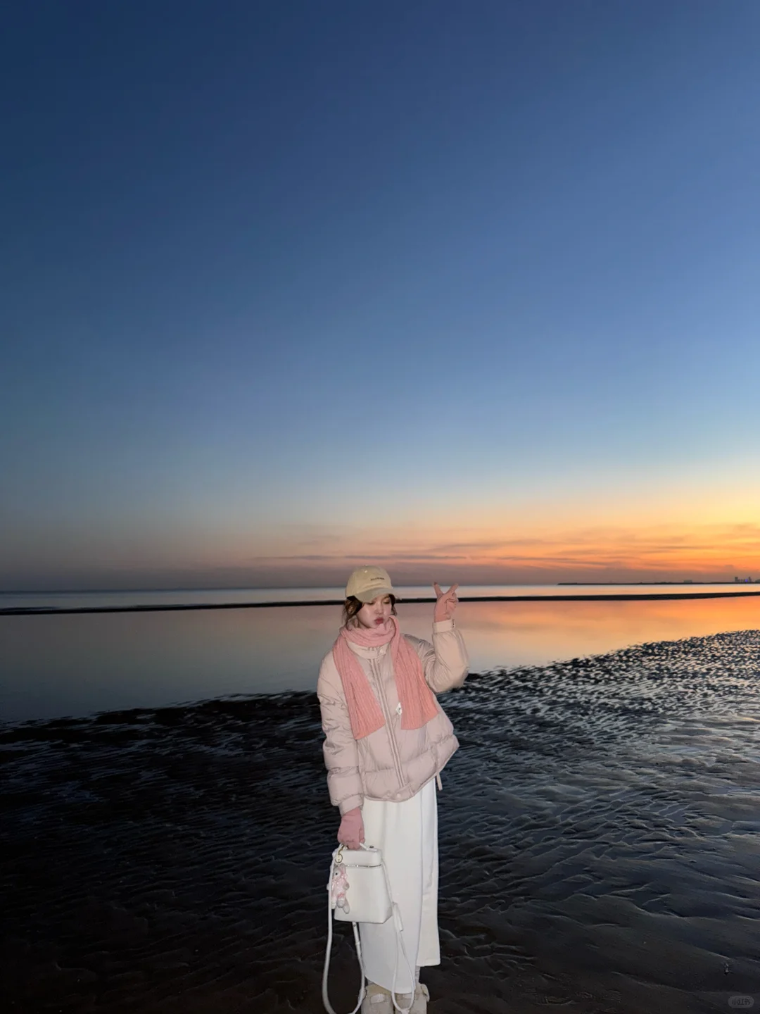 海边黄昏拍照 浪漫氛围时刻🩵