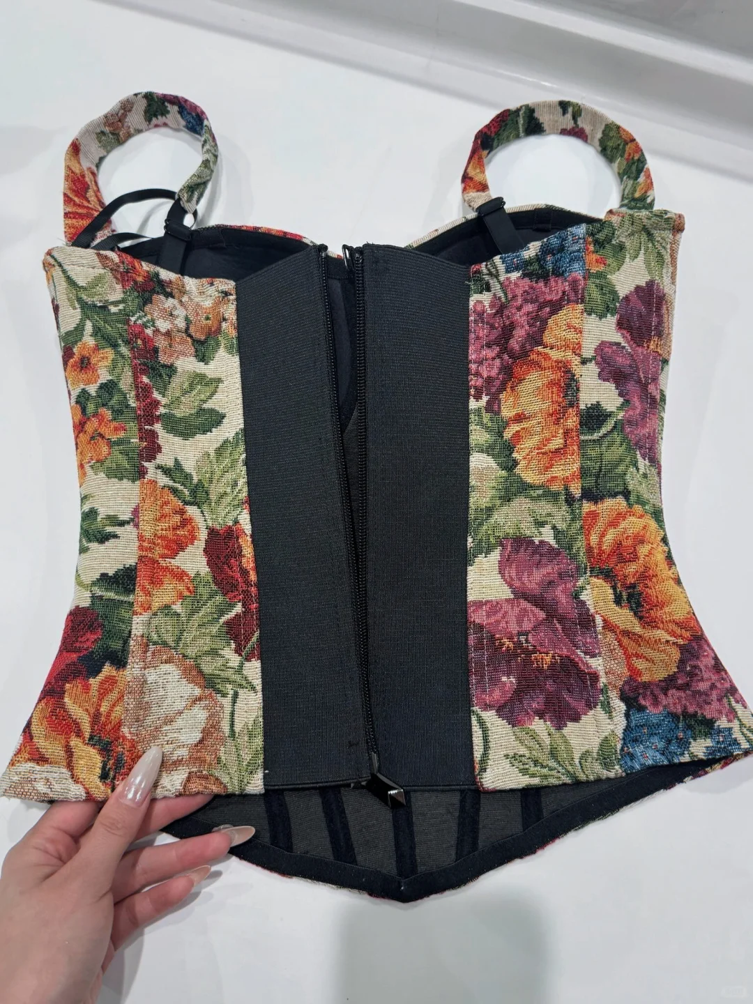 超好看的鱼骨胸衣，快来看！