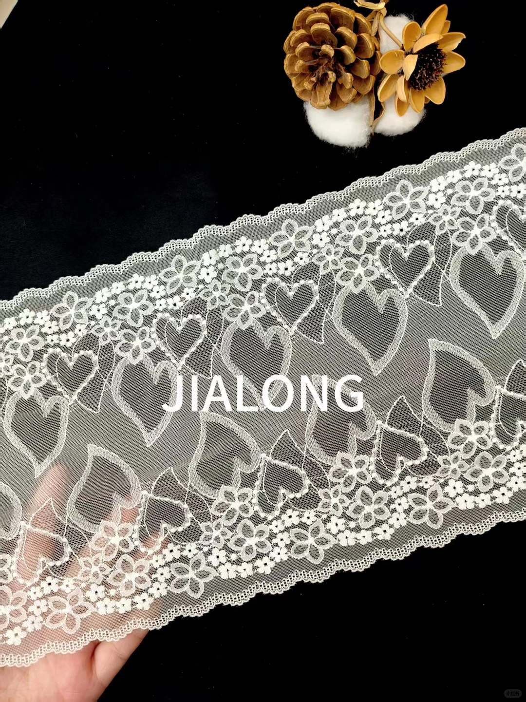 蕾丝花边：引领时尚潮流的奢华密码🤍
