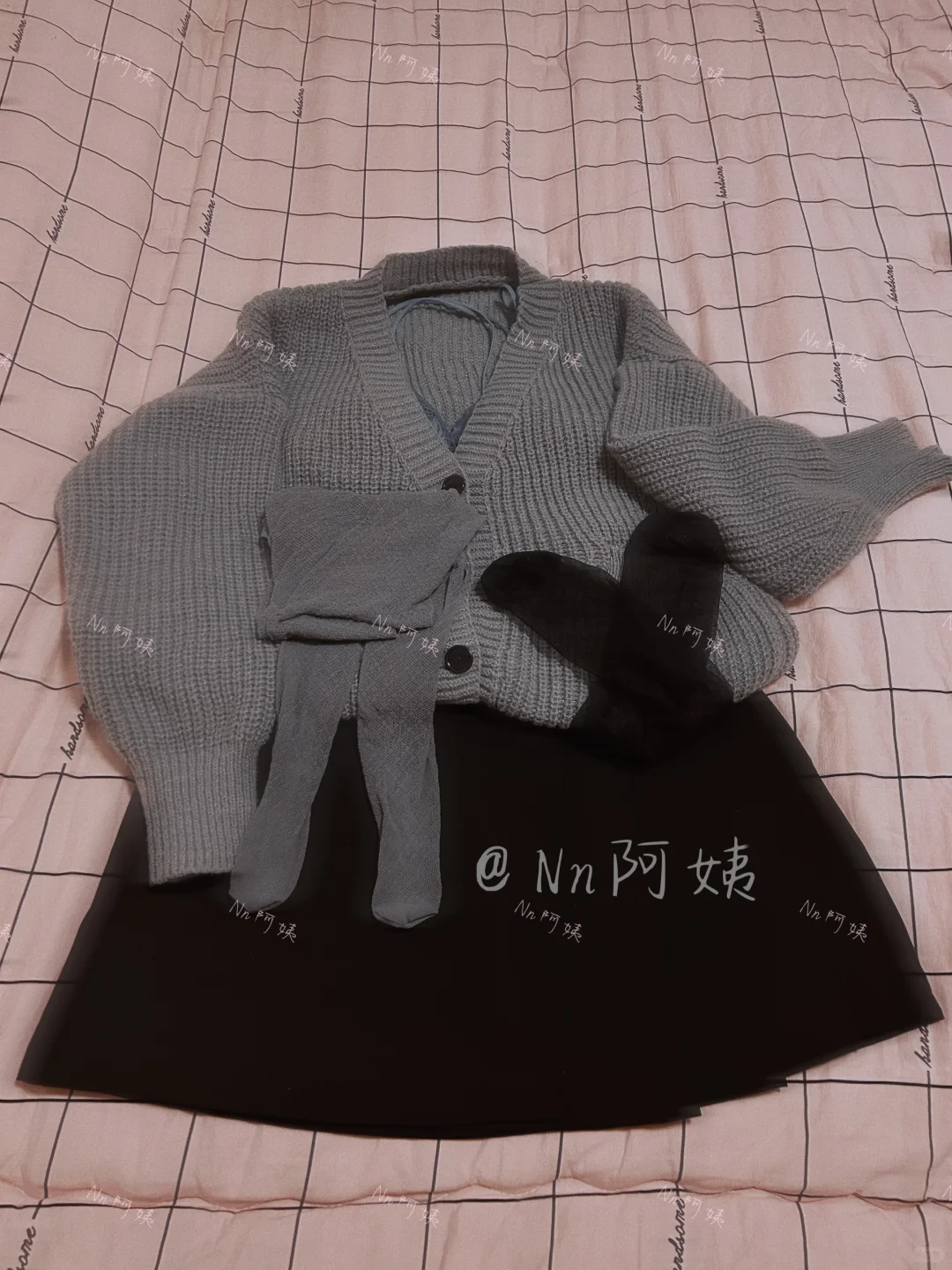 第一次丝袜叠穿hin满意呀