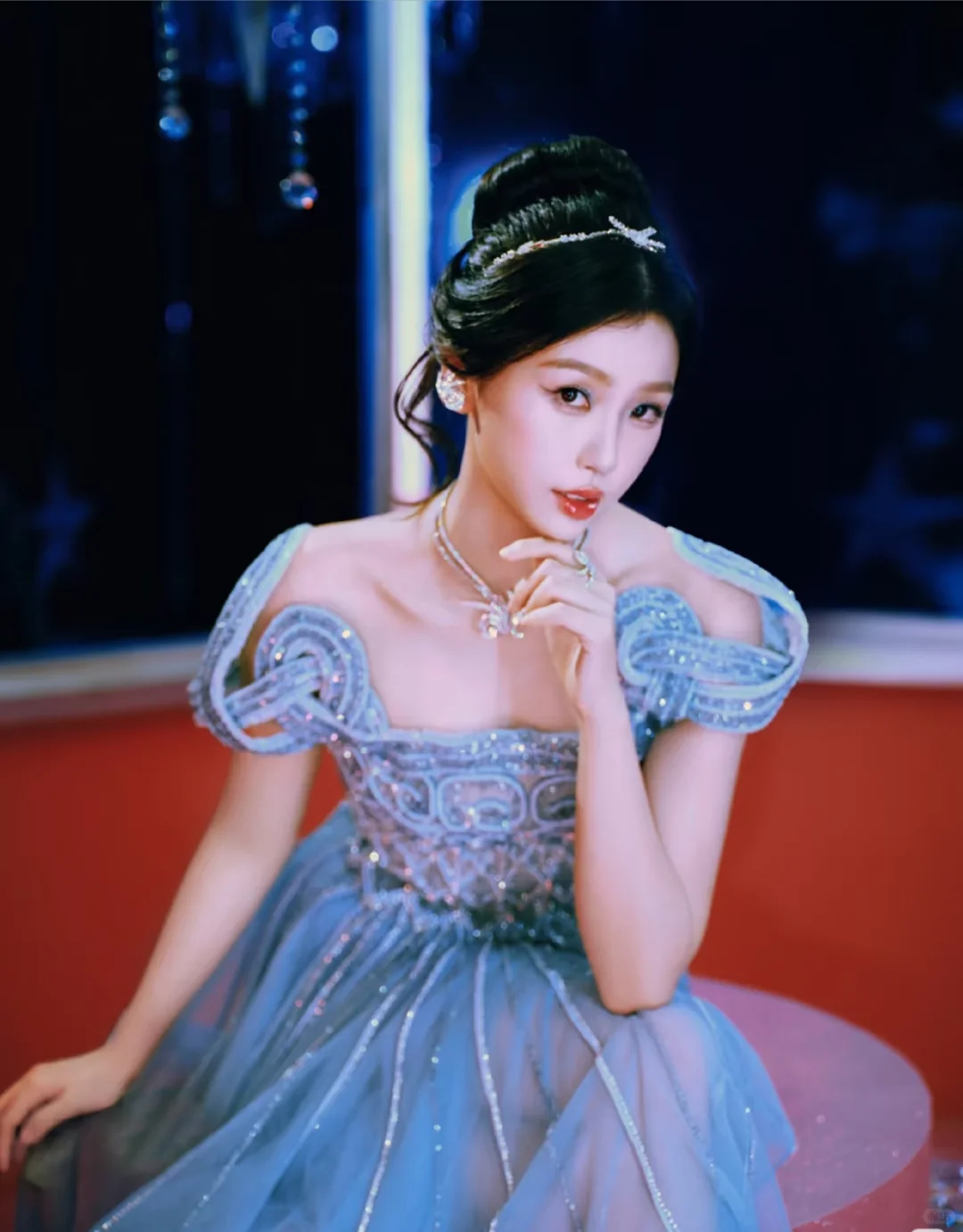 她的美，是不可方物的绝色！