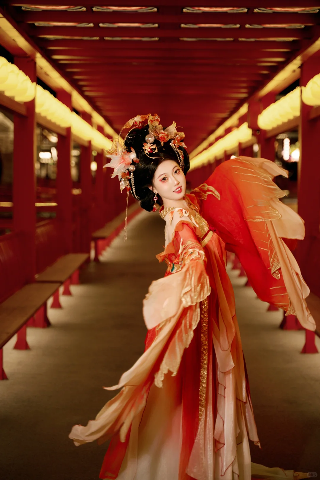 浮光映锦鲤💫 见者皆顺意🎐