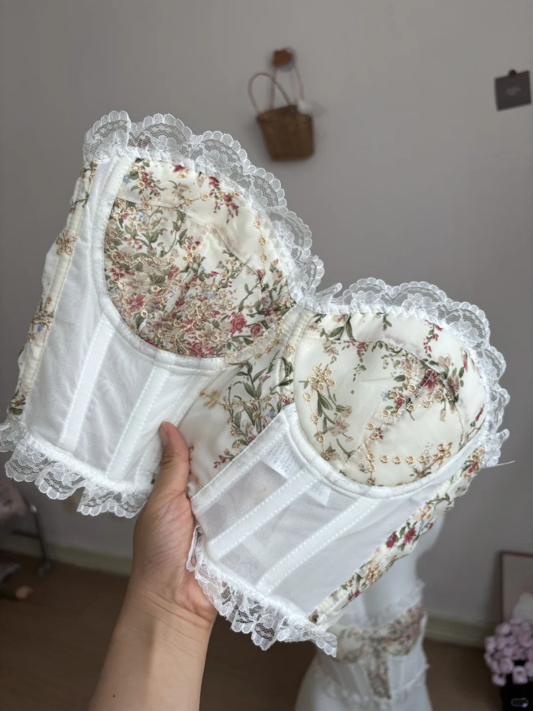 仙仙的鱼骨胸衣，只有一个码数😔