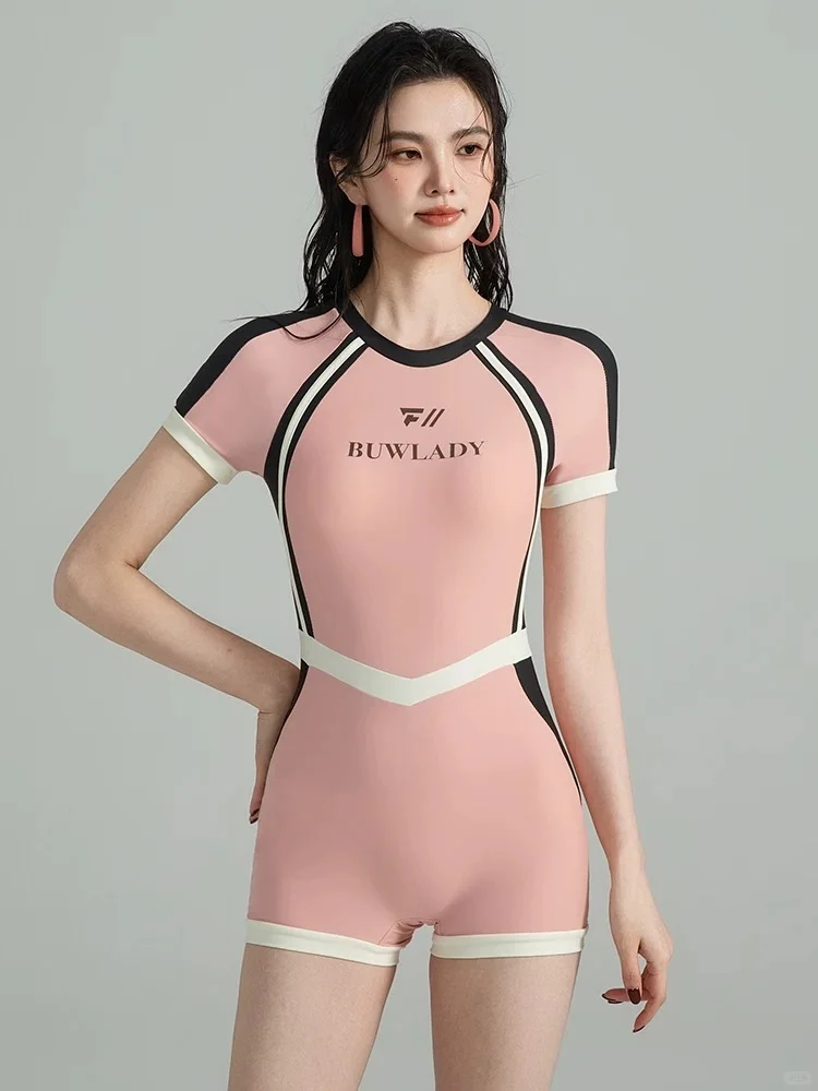 果然！带腰线的泳衣最好穿～