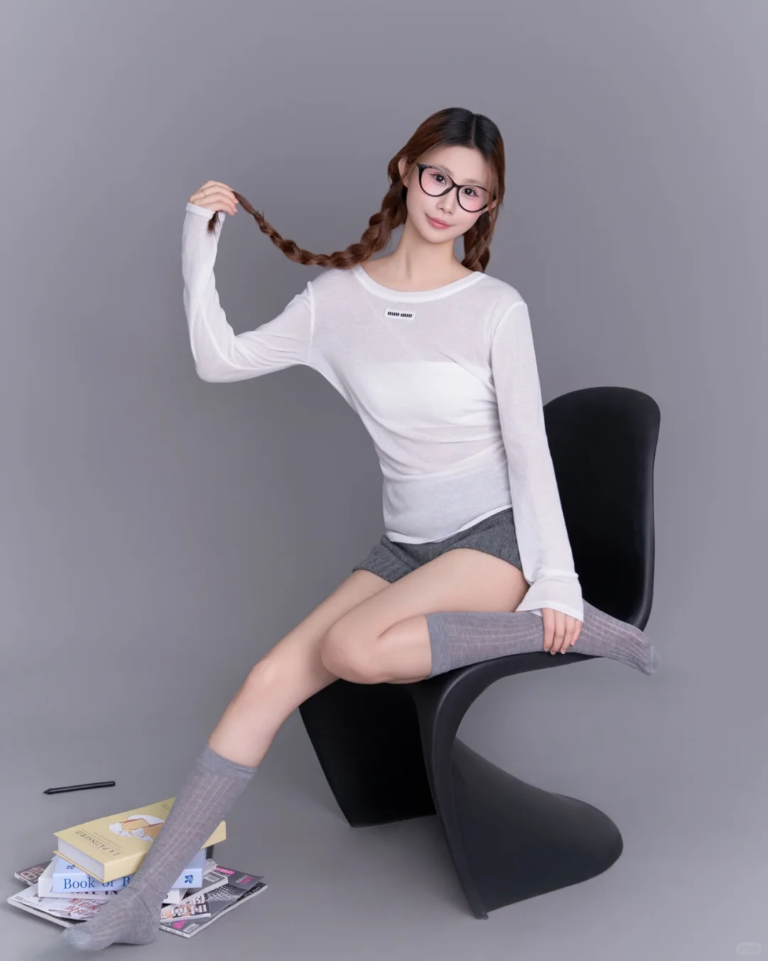 灰色小腿袜🧦搭配