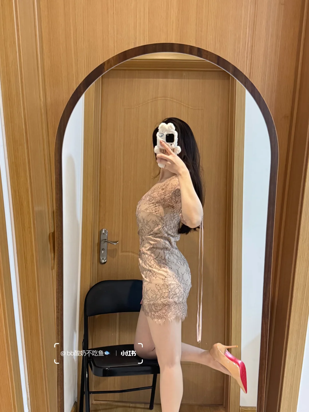 左滑一下➡️上身温柔纯欲蕾丝裙🐚