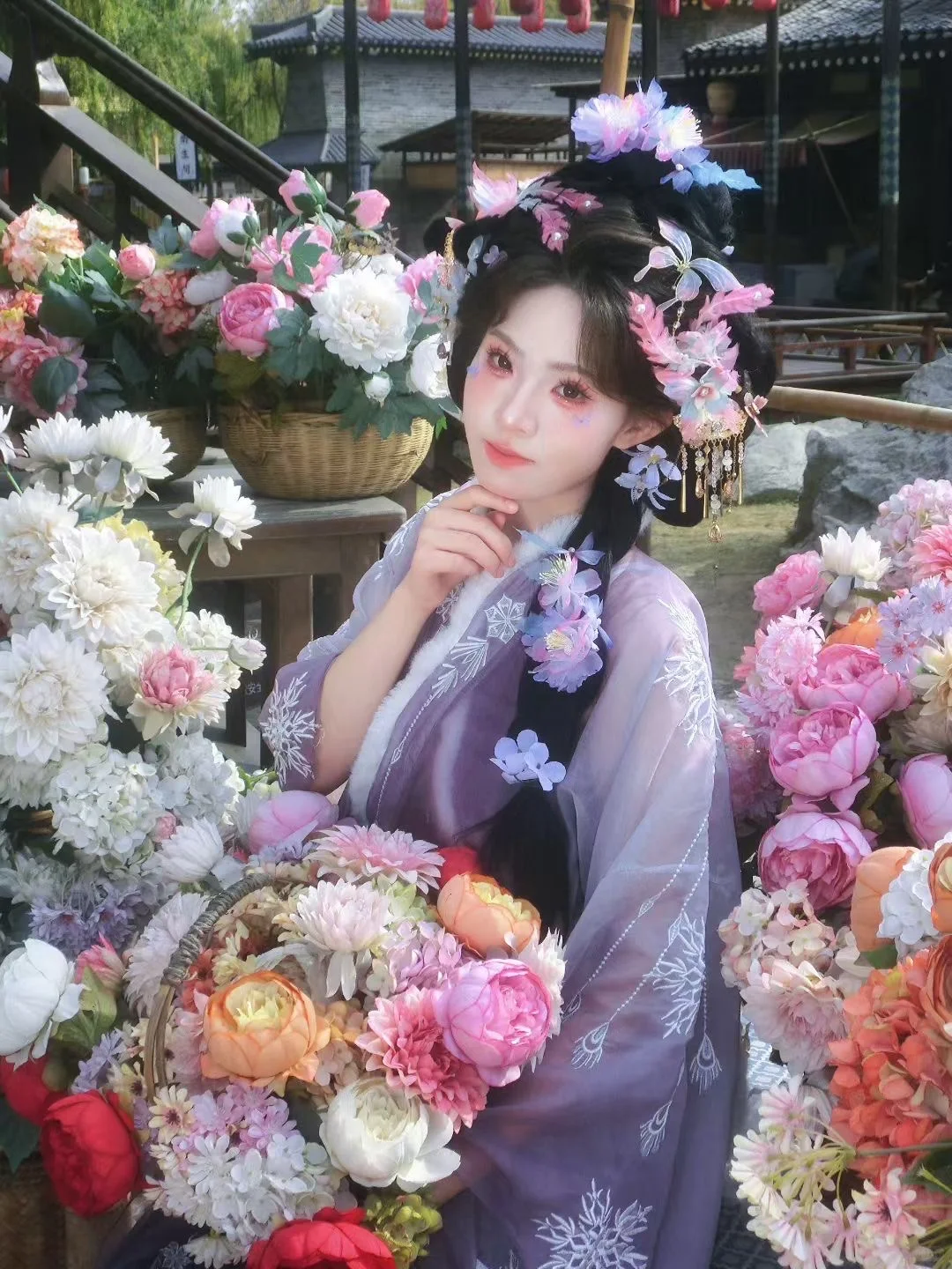 襄阳陪拍｜紫色花神妆造更加迷人