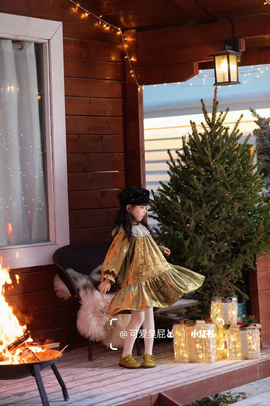 抢到了小裙子，太好看了叭～