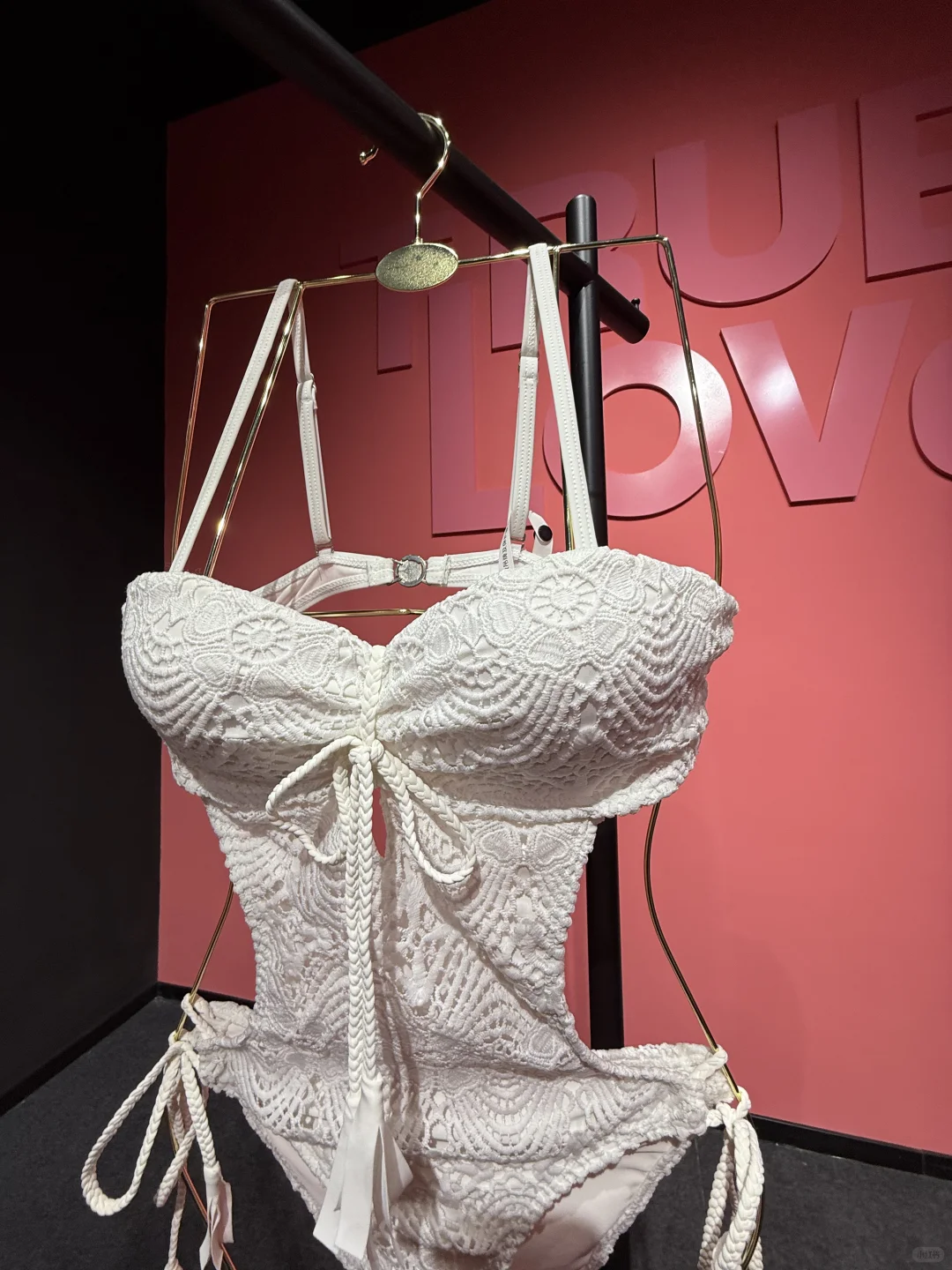 这是什么神仙泳衣！😍