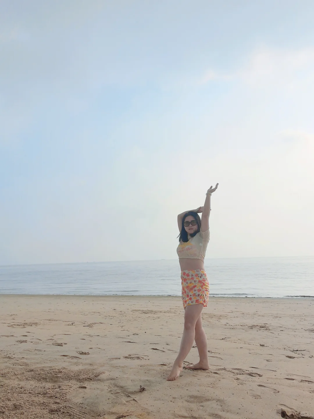 橘子汽水味的泳衣！这套四件套泳衣太明媚了