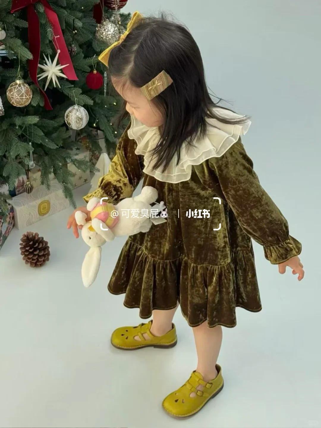 抢到了小裙子，太好看了叭～