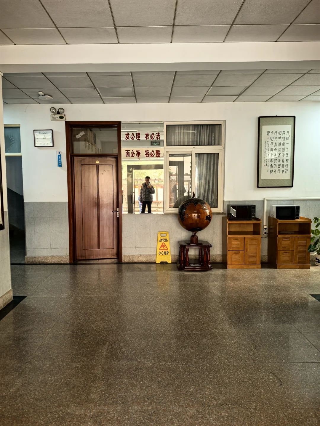 人不能同时拥有青春和对青春的感悟