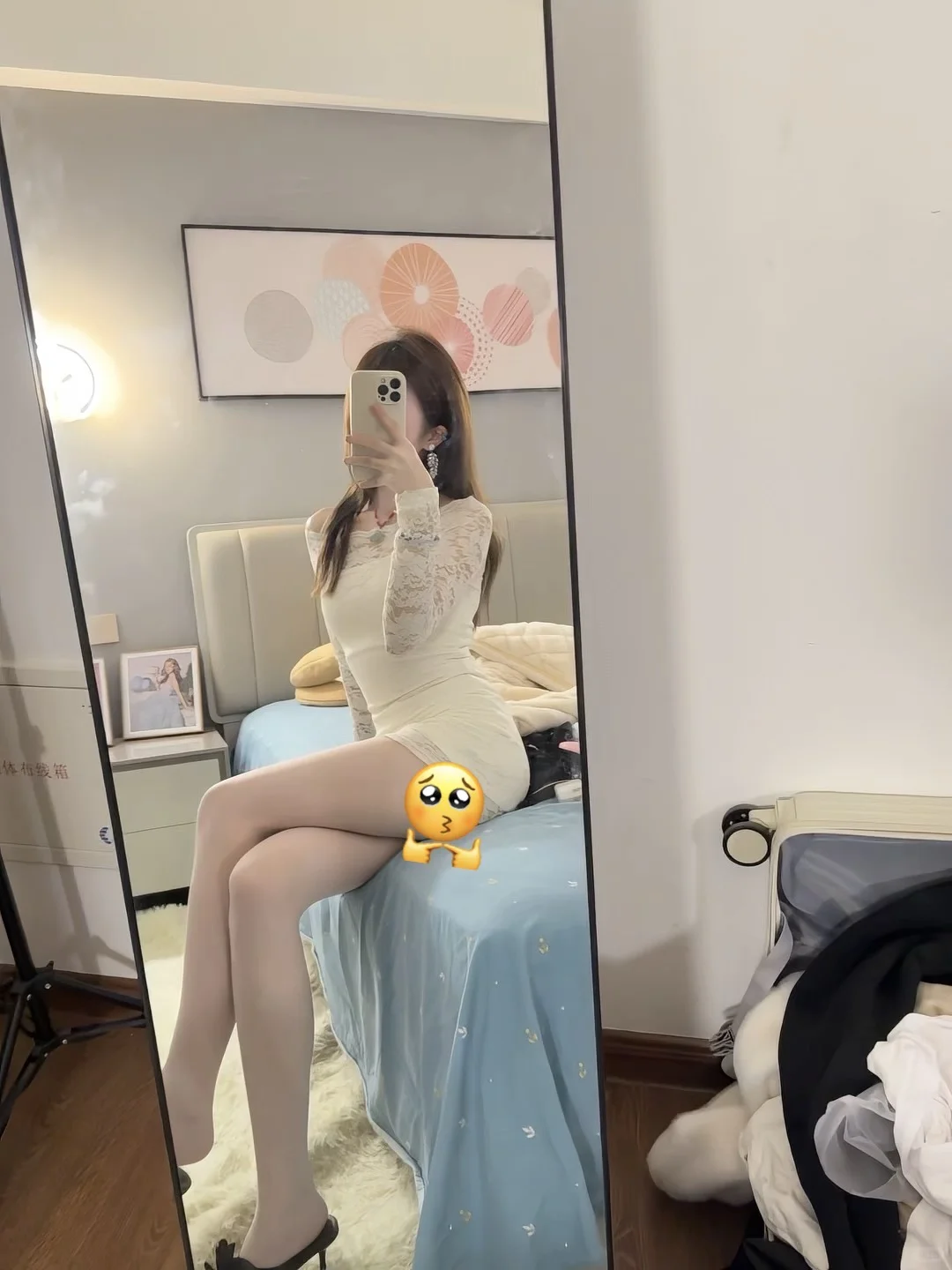 白色包臀裙➕白丝