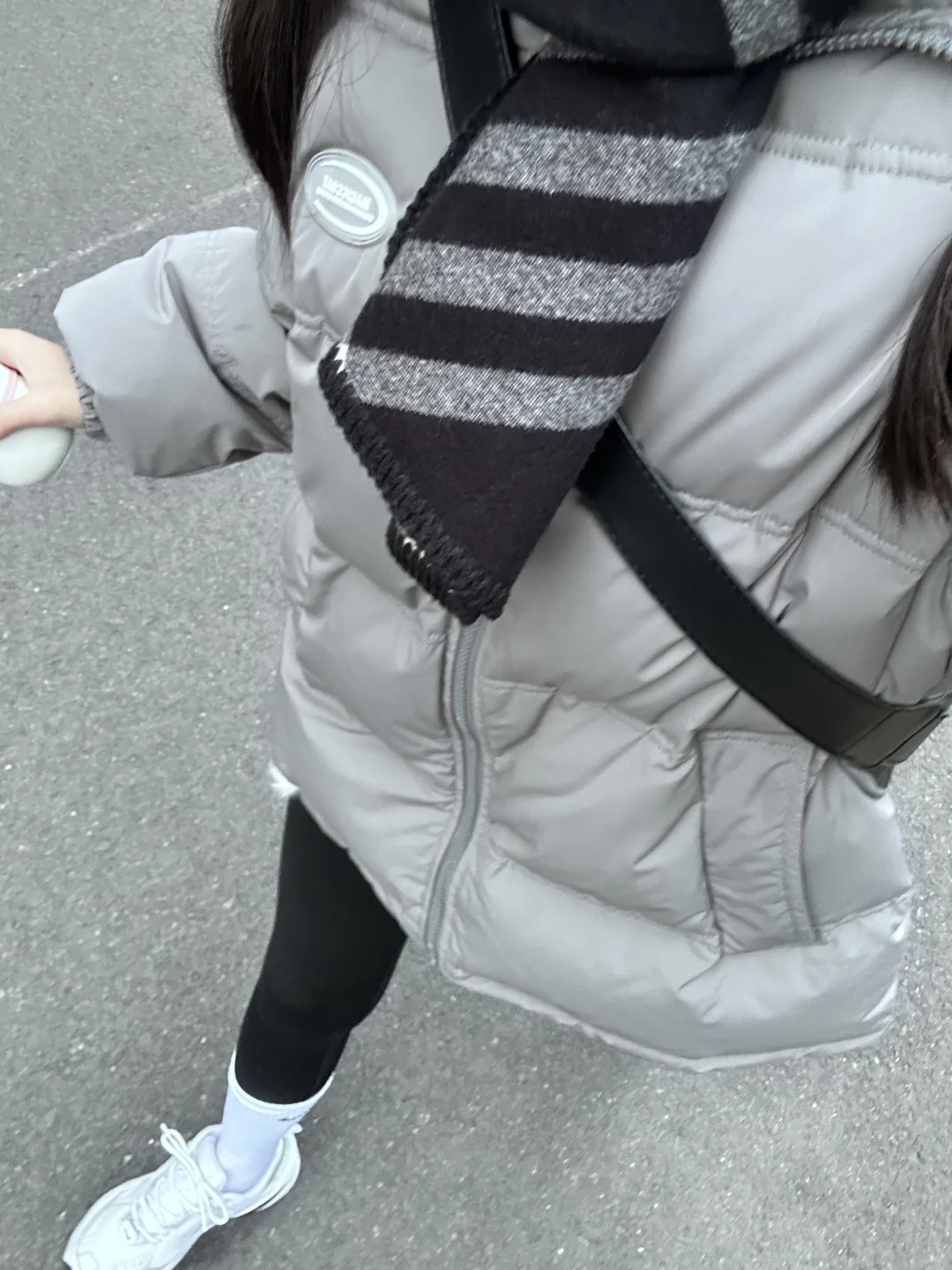 永远喜欢灰色羽绒服