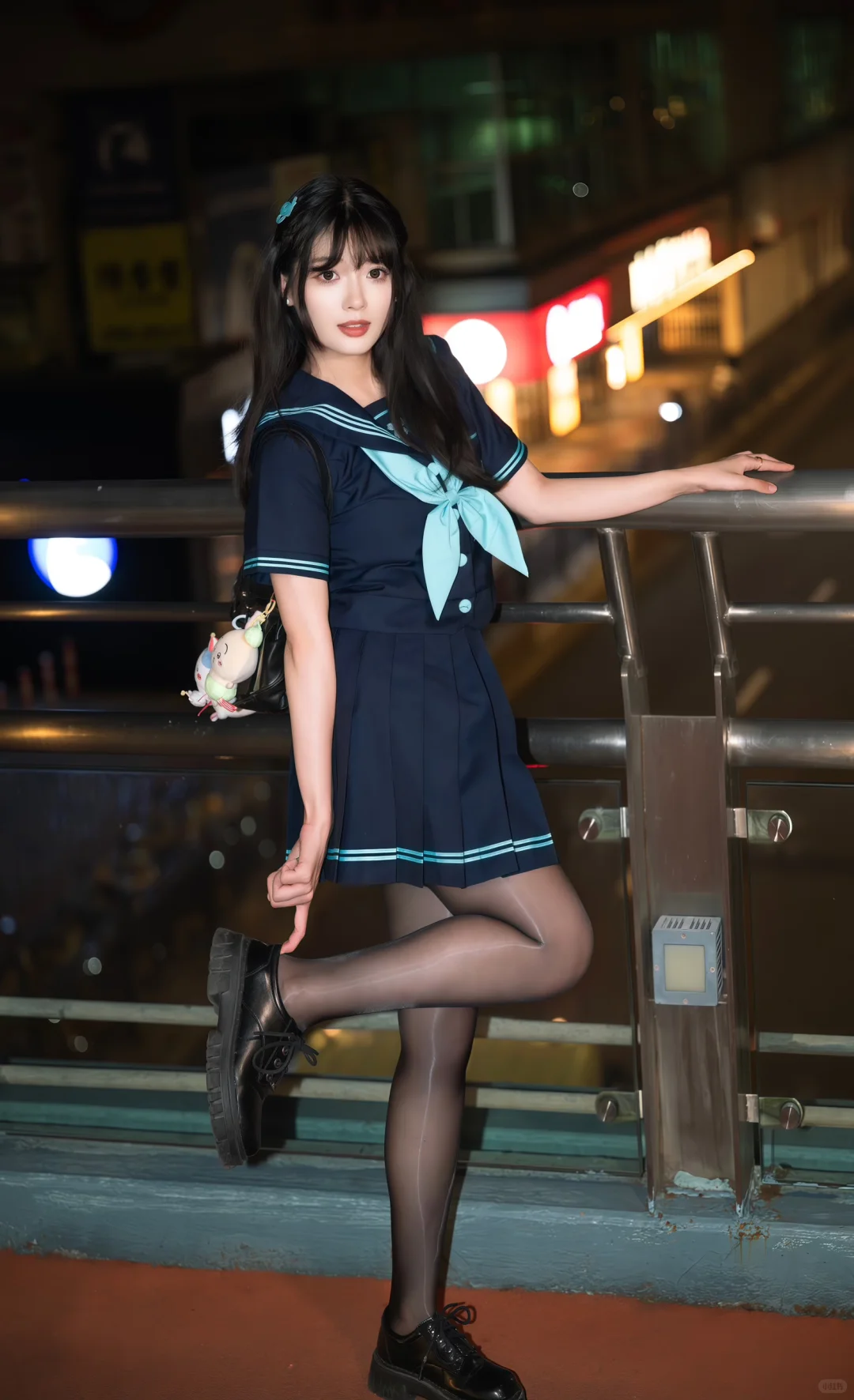 🌉JK水手服夜拍天桥｜出片全攻略