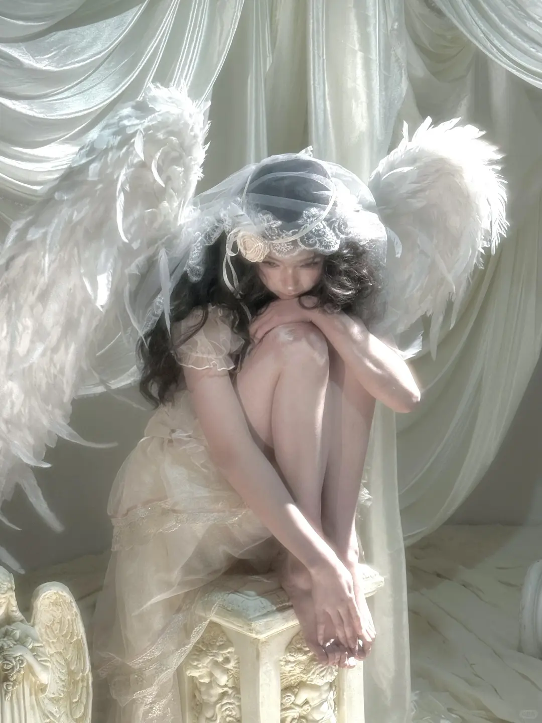 “我本是神，却爱上凡人”