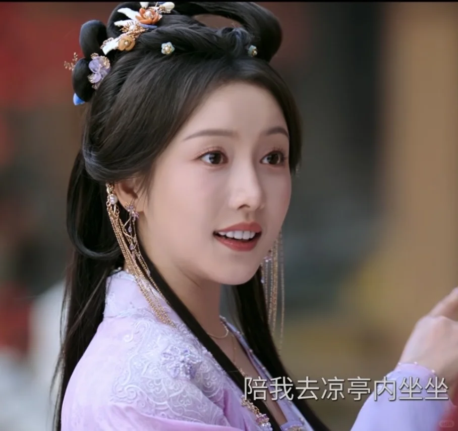 这个女孩子也太美了吧！