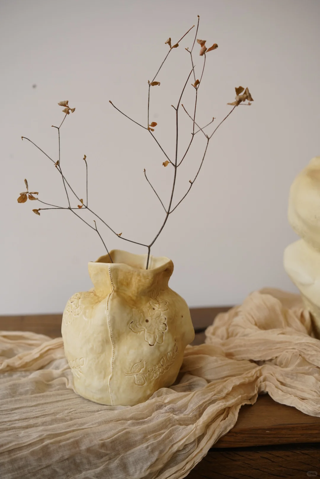 把蕾丝揉进冬日器物