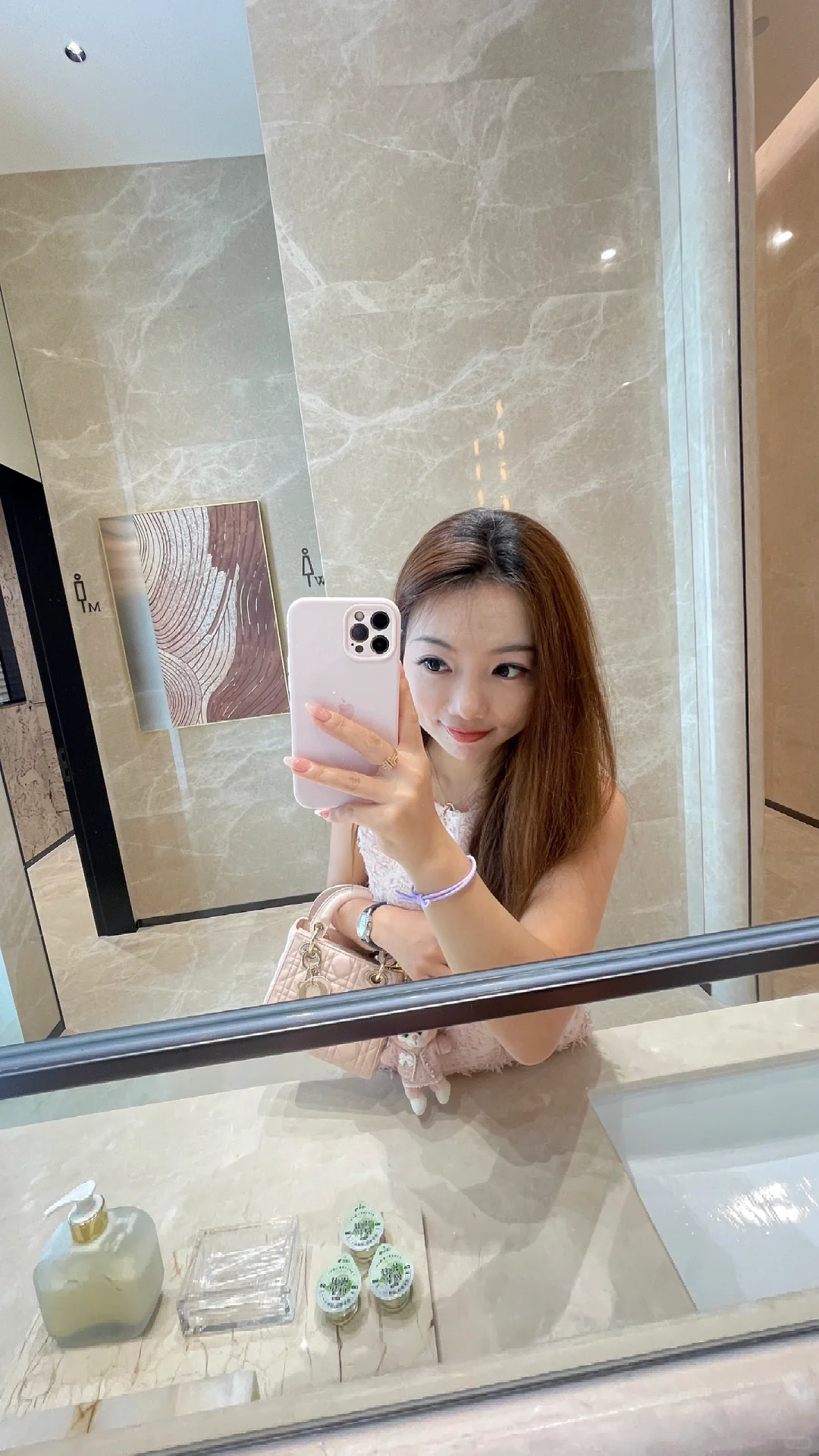 这肉肉脸多好看