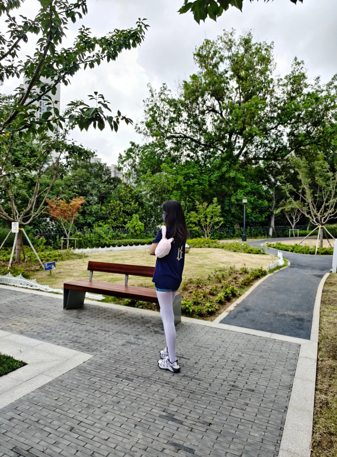 喝☕️，被草坪绊倒了谁来救救我｜隐秘咖馆