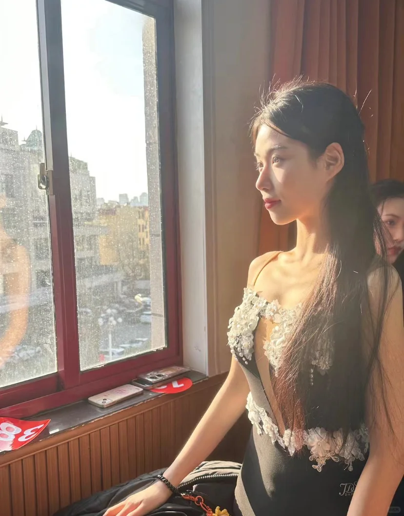 山东绝美舞蹈生，无数人去教室偷看她，美炸