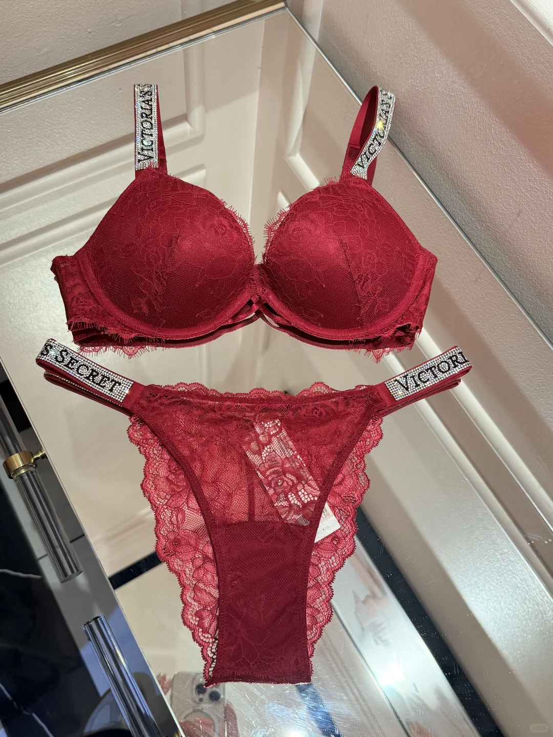 维密 粉色蕾丝水钻2.0