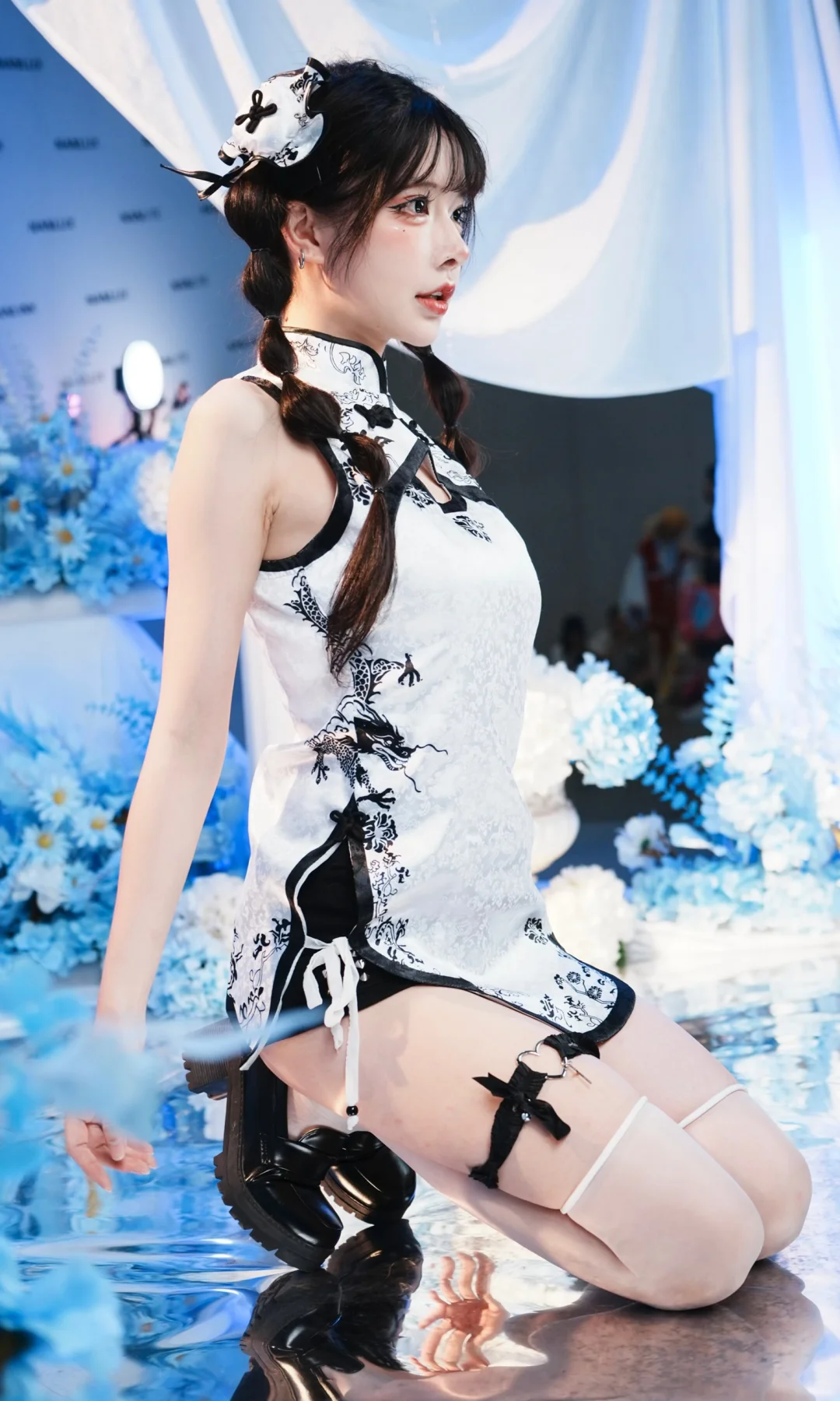 白丝中华娘的全屏🤍