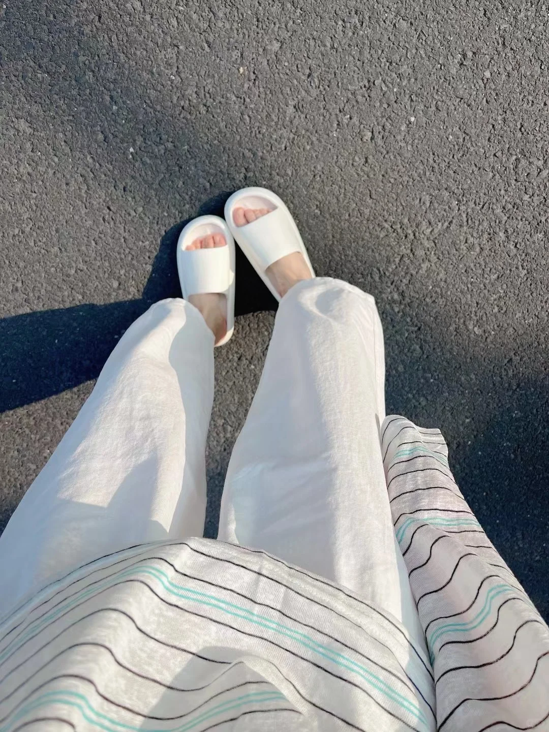 好喜欢小白拖儿 🥥～ 🍃