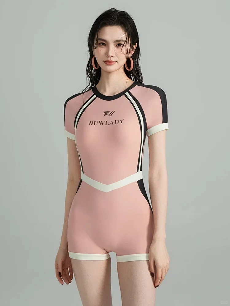 果然！带腰线的泳衣最好穿～