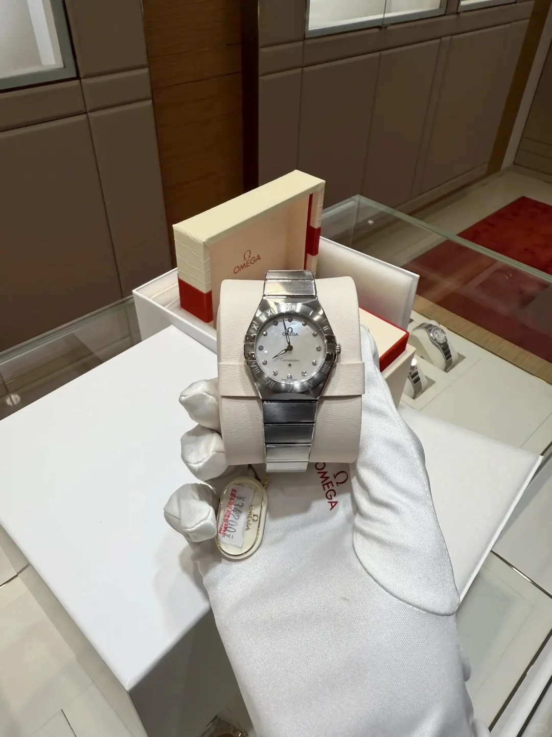 欧米茄星座贝母盘石英女表，双十二🈶惊喜🎊