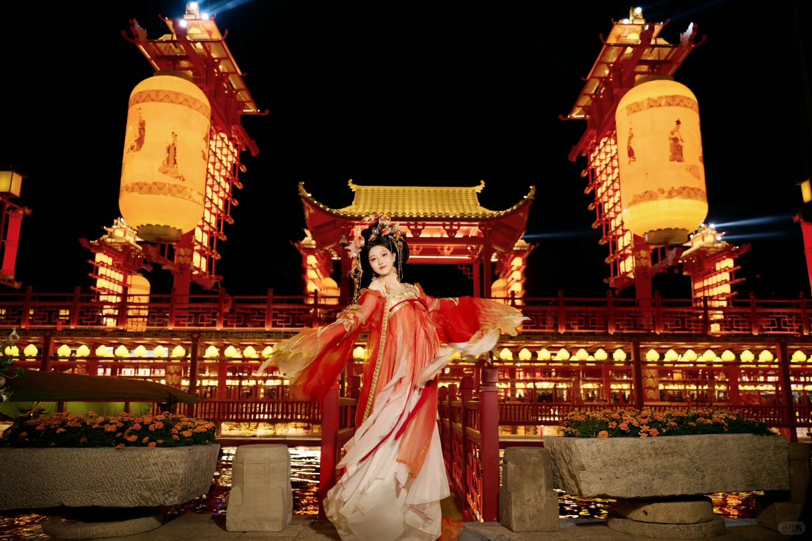 浮光映锦鲤💫 见者皆顺意🎐