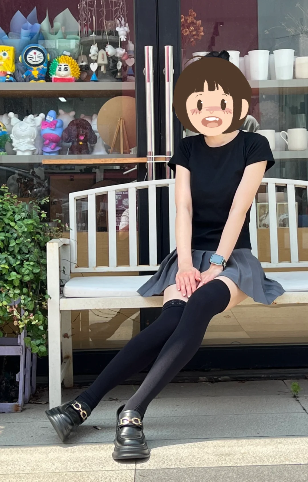 巨显腿长，黑色过膝袜太爱了