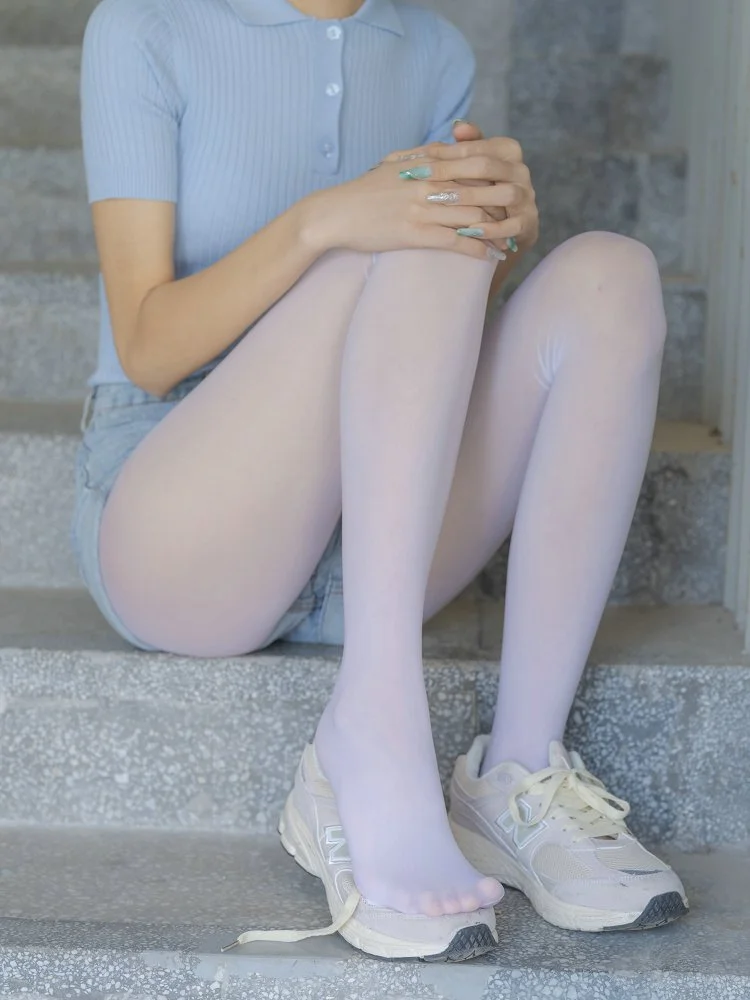 森萝系列 — 超薄白丝