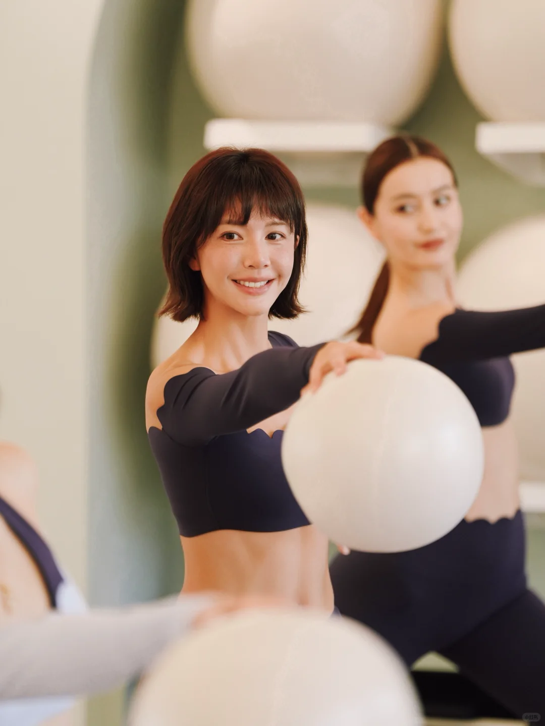 被wiskii的普拉提局美到失语✨