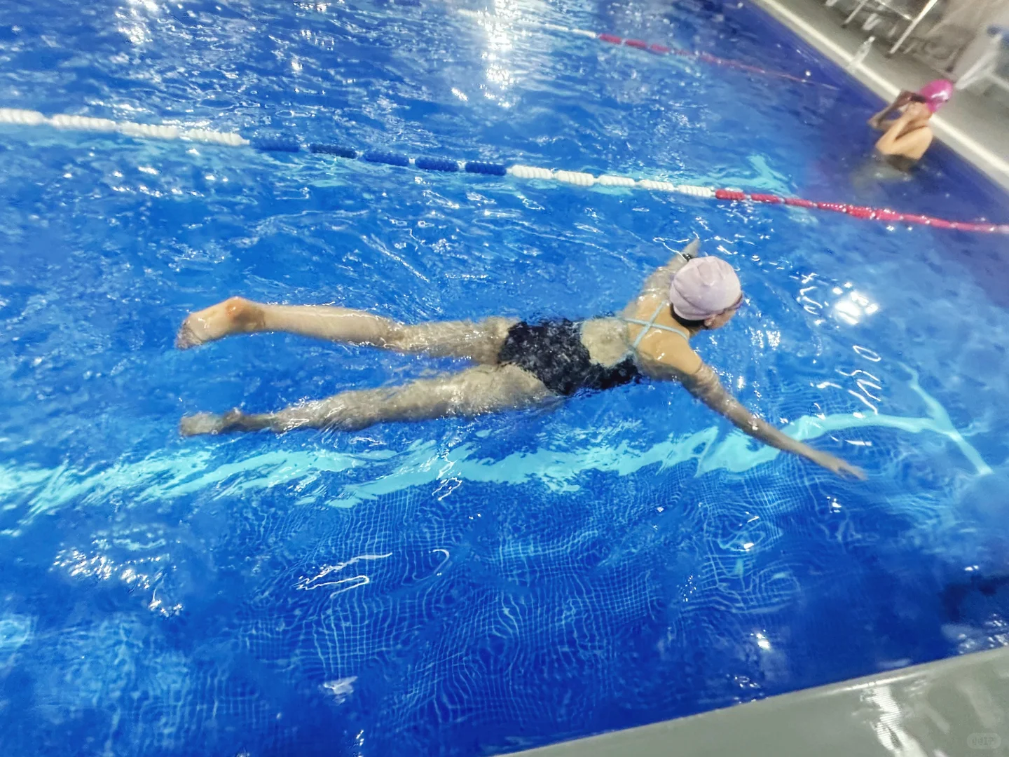 今日份泳衣ootd🏊‍♀️被水温柔包裹的一天