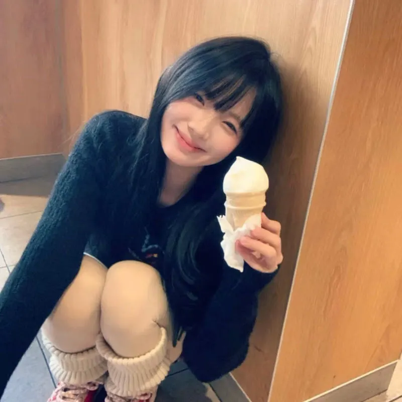 盘点那些魅惑众生的氛围感美女٩(๑•̀ω•