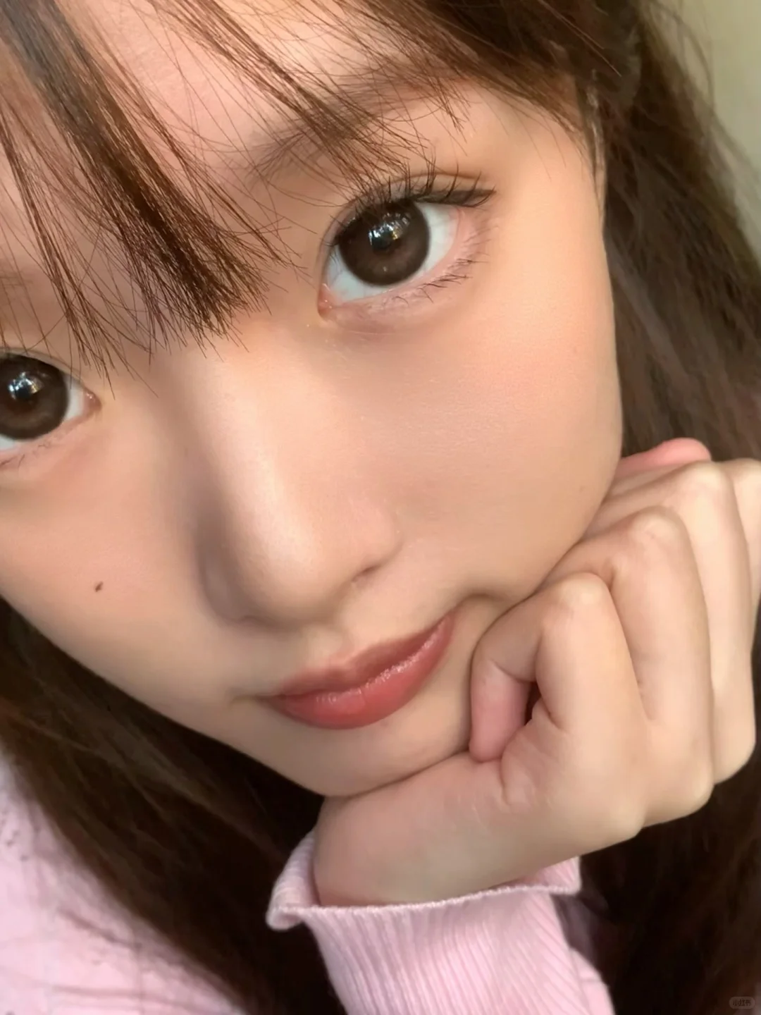 女大清纯感拉满！没有比这更自然的棕瞳了