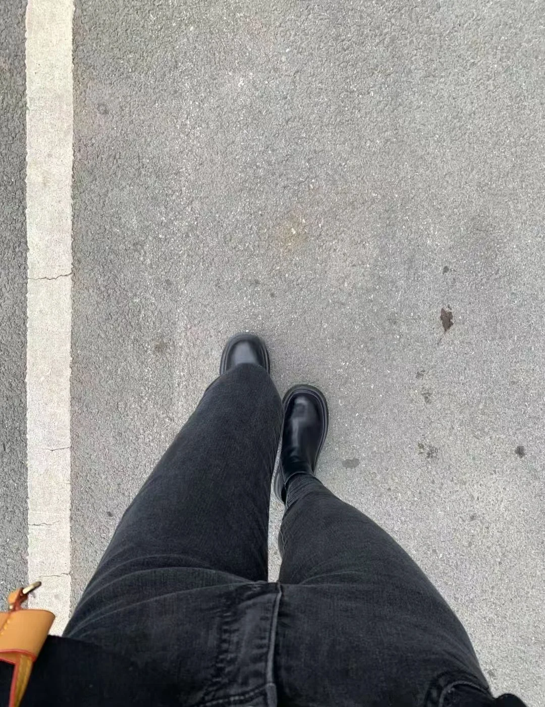 时尚什么时候轮回到小脚裤