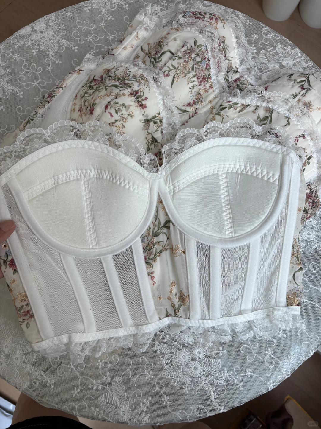 仙仙的鱼骨胸衣，只有一个码数😔