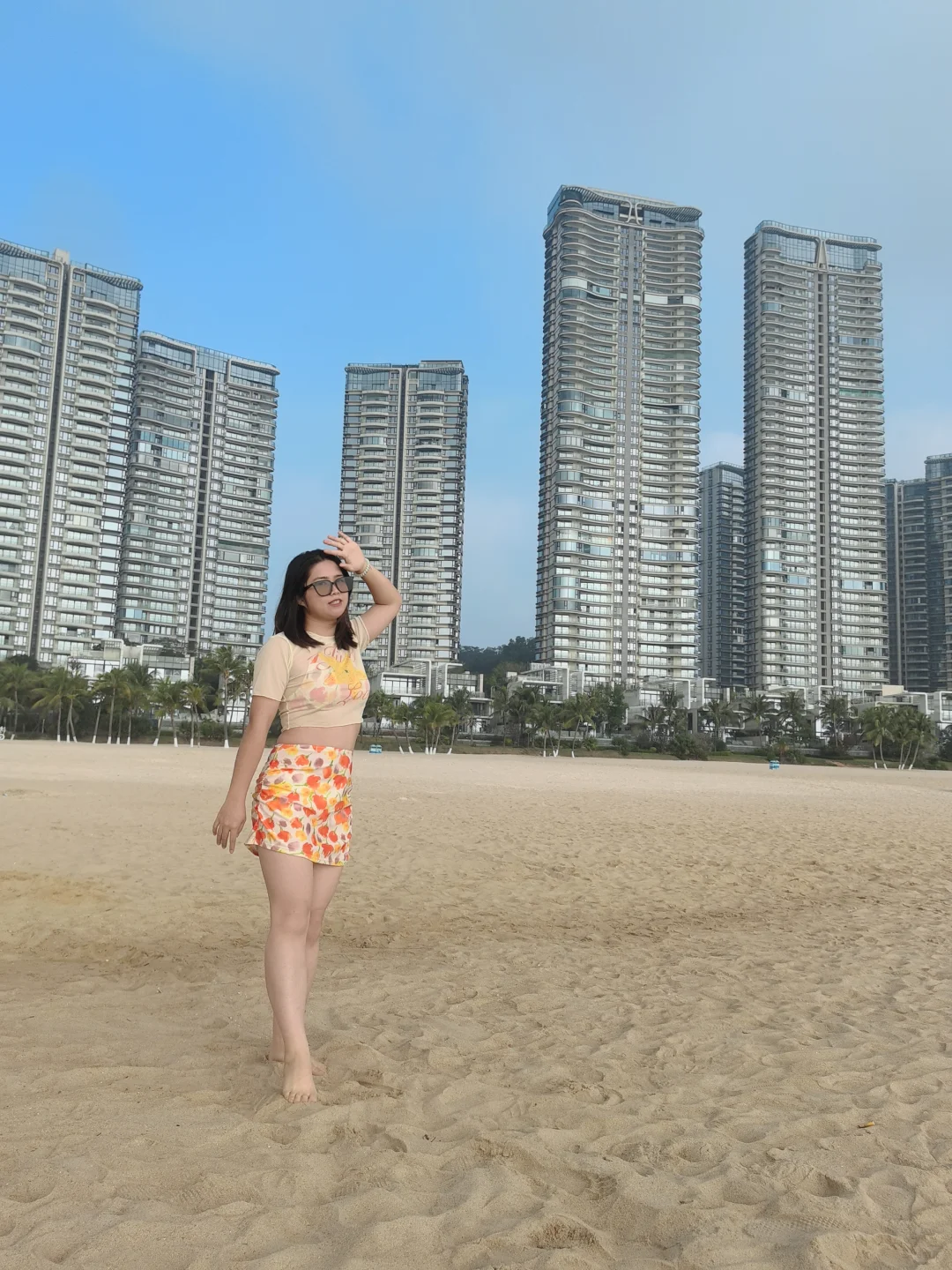 橘子汽水味的泳衣！这套四件套泳衣太明媚了