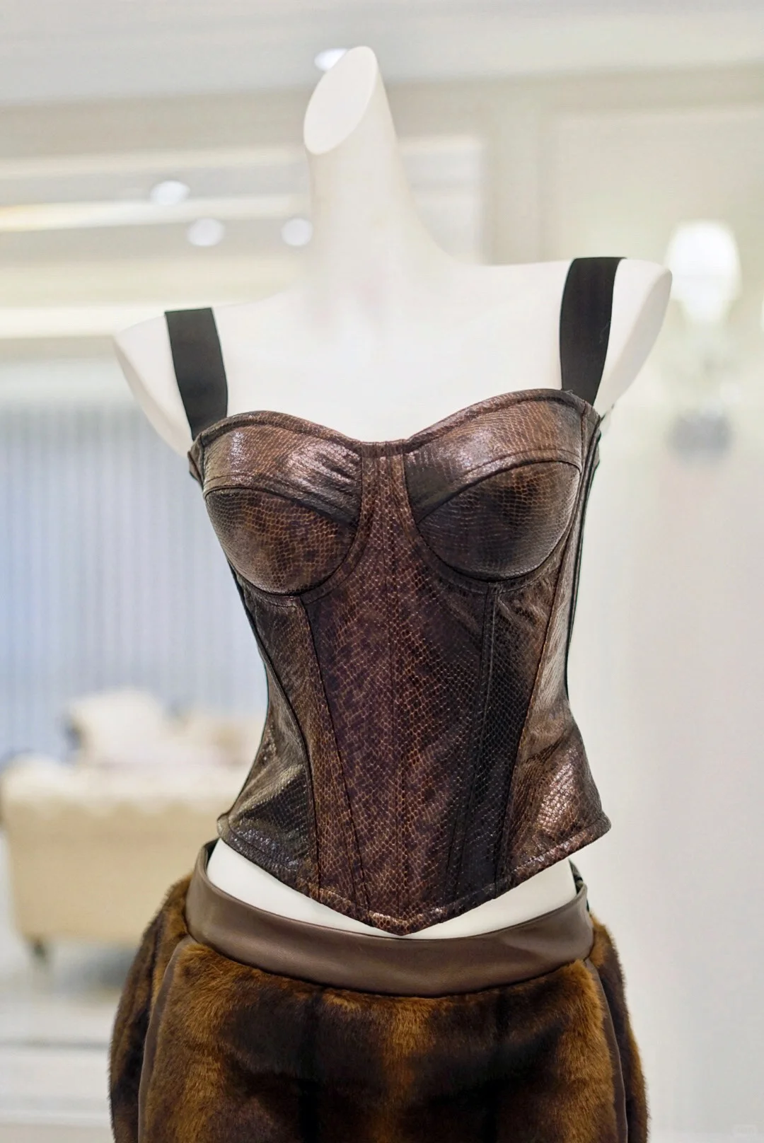 蛇纹胸衣=性感作弊神器🤎腰臀比封神