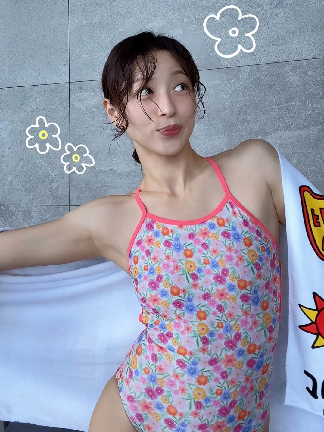 承包整片泳池+被阳光追着跑