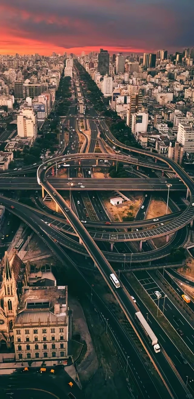 【手机壁纸分享】2025.12.6