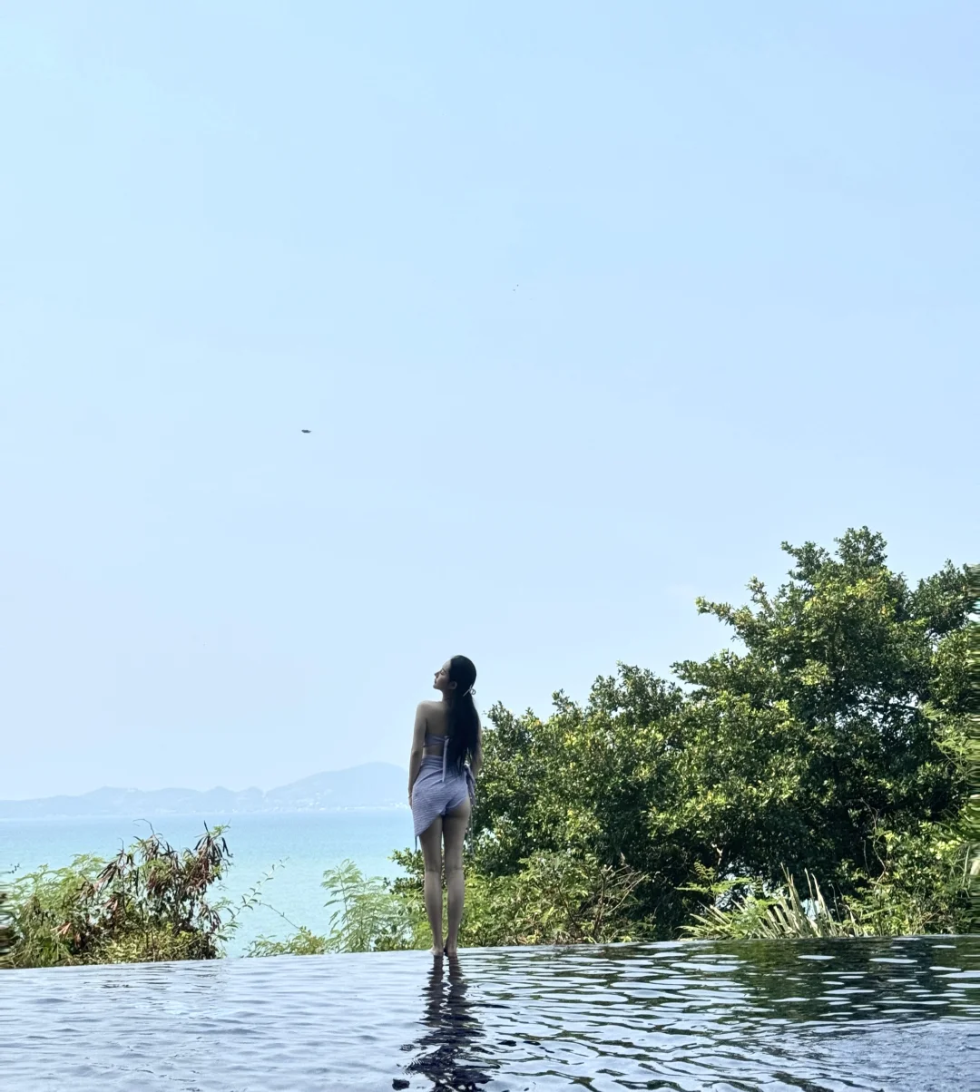 这泳衣真的太吸睛了～📸