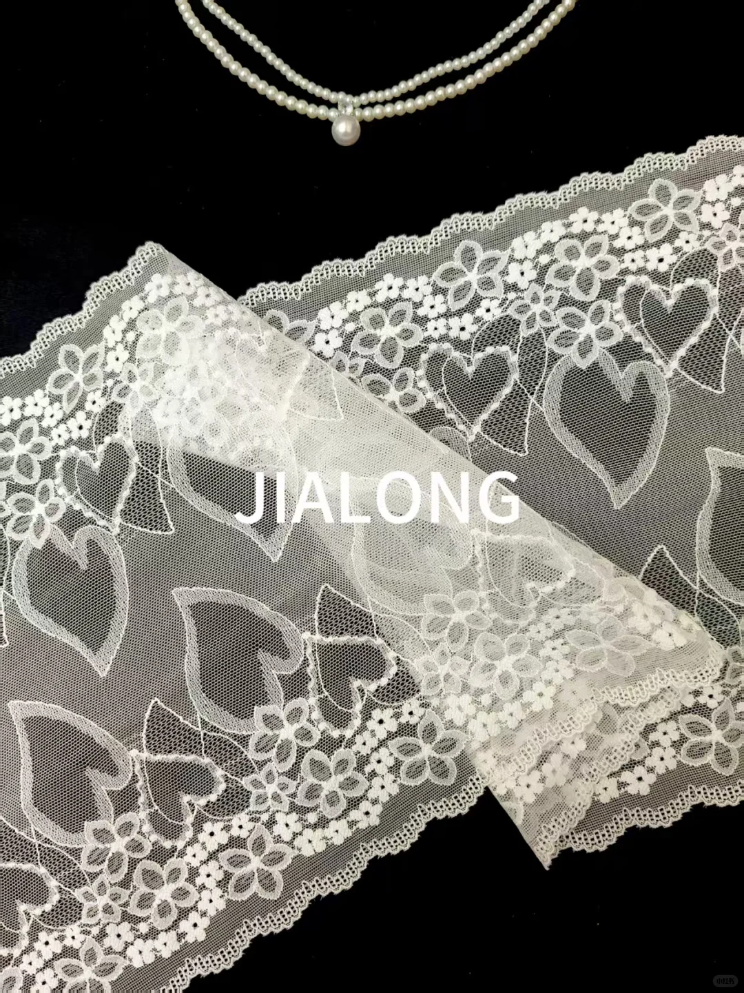 蕾丝花边：引领时尚潮流的奢华密码🤍