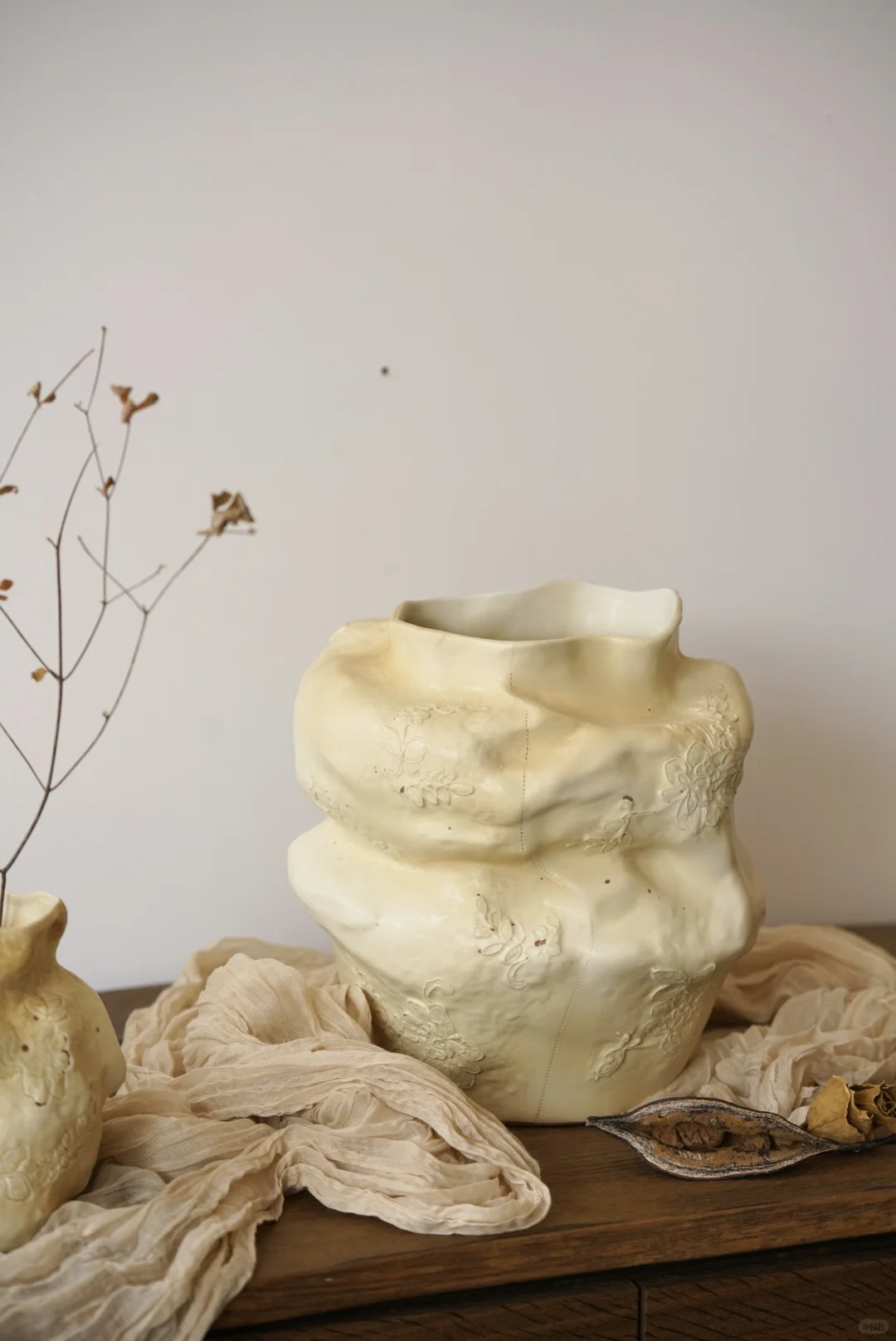 把蕾丝揉进冬日器物