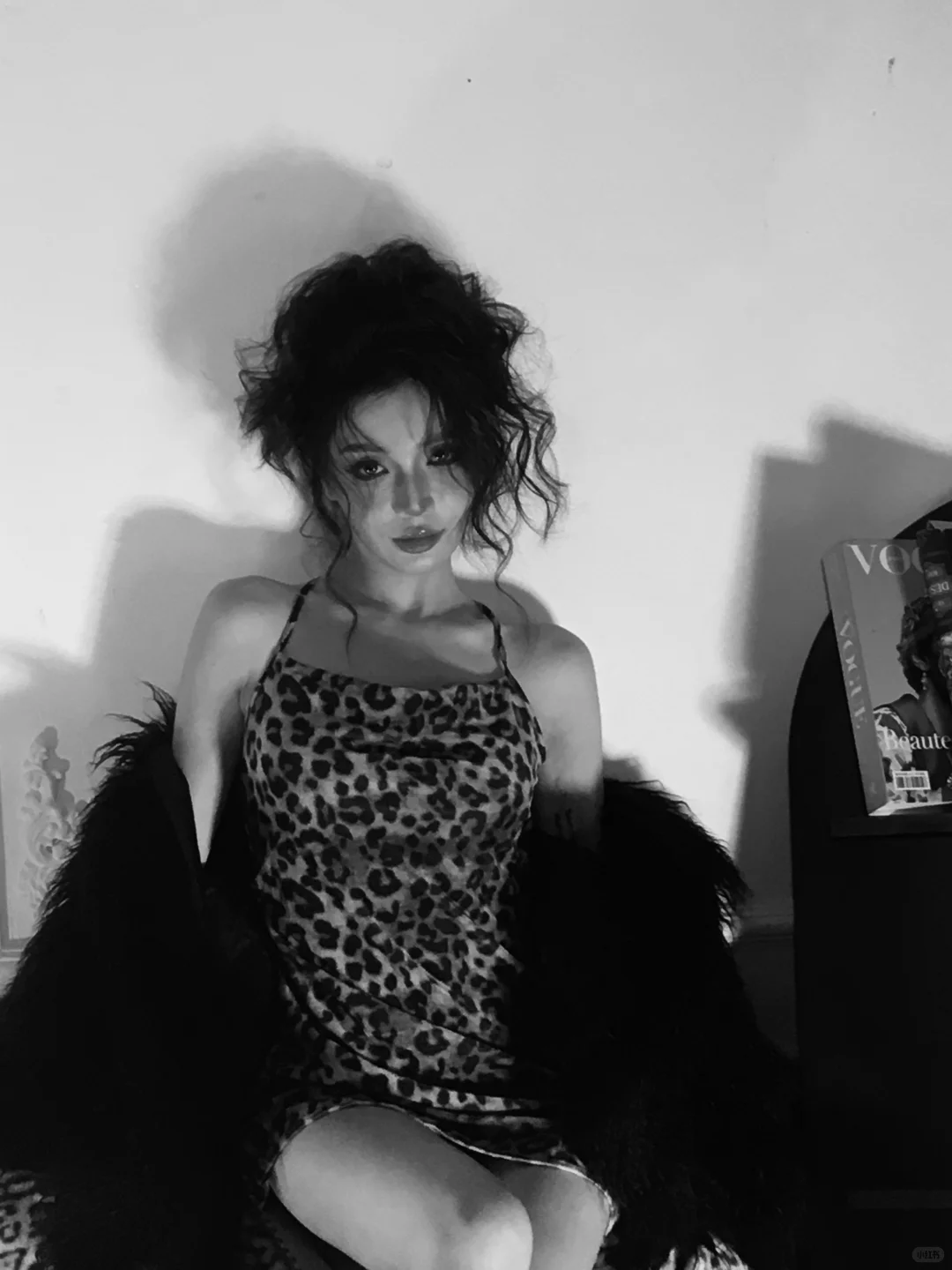 迷人的豹子女士向你问好| 感受夜晚的慵懒